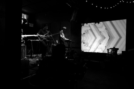 065C2DEF-EE90-42B5-A773-AB25B407E91A-2063-00000078A68B36E1